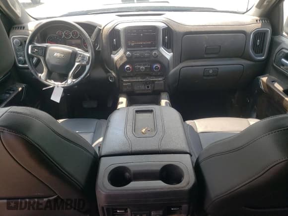 ✅ 2021 Chevrolet Silverado 1500 RST • VIN: 1GCUYEED9MZ320700 • Lot: 67546755. Listed on Copart with 188,144 mi. Free auction sales archive from the USA and detailed vehicle history report at DreamBid. Image 8.