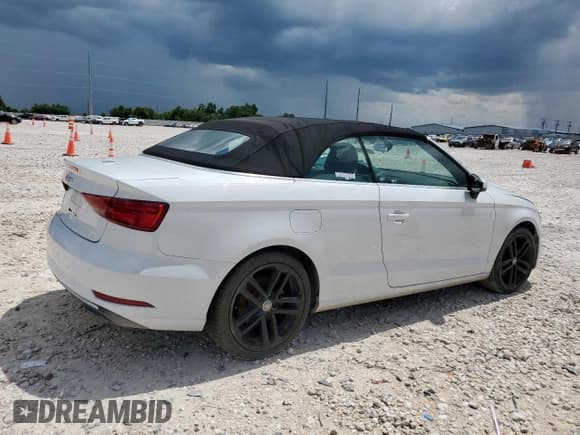 ✅ 2017 Audi A3 Cabriolet Premium • VIN: WAU6ULFF1H1028372 • Лот: 63917125. Опубликован ранее на Copart с пробегом 107 609 миль. Бесплатный доступ к архиву аукционных продаж из США и подробный отчёт об истории автомобиля на DreamBid. Изображение 3.