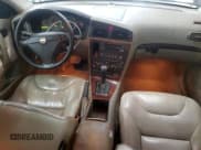 ✅ 2005 Volvo S60 • VIN: YV1RS612752478006 • Lot: 62668035. Listed on Copart with 155,952 mi. Free auction sales archive from the USA and detailed vehicle history report at DreamBid. Image 8.