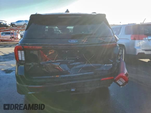 ✅ 2025 Ford Explorer ST-Line • VIN: 1FMUK8KH7SGB82119 • Lot: 95753605. Wystawiony na Copart z przebiegiem 8 485 mil. Bezpłatny archiwum sprzedaży aukcyjnych z USA i szczegółowy raport historii pojazdu na DreamBid. Zdjęcie 6.