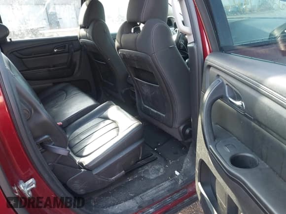 ✅ 2015 GMC Acadia SLE • VIN: 1GKKVPKD8FJ126049 • Lot: 41925360. Listed on IAAI with 140,065 mi. Free auction sales archive from the USA and detailed vehicle history report at DreamBid. Image 8.