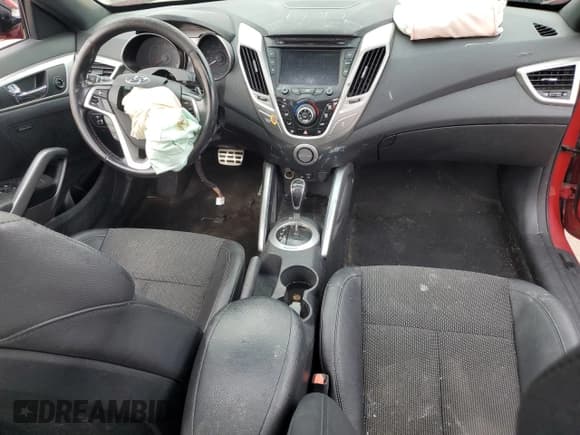 ✅ 2016 Hyundai Veloster • VIN: KMHTC6AD7GU259950 • Lot: 65155664. Wystawiony na Copart z przebiegiem Nie podano. Bezpłatny archiwum sprzedaży aukcyjnych z USA i szczegółowy raport historii pojazdu na DreamBid. Zdjęcie 8.