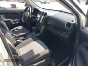 ✅ 2013 Chevrolet Captiva Sport LS • VIN: 3GNAL2EKXDS639719 • Lot: 42269437. Wystawiony na IAAI z przebiegiem 111 361 mil. Bezpłatny archiwum sprzedaży aukcyjnych z USA i szczegółowy raport historii pojazdu na DreamBid. Zdjęcie 5.