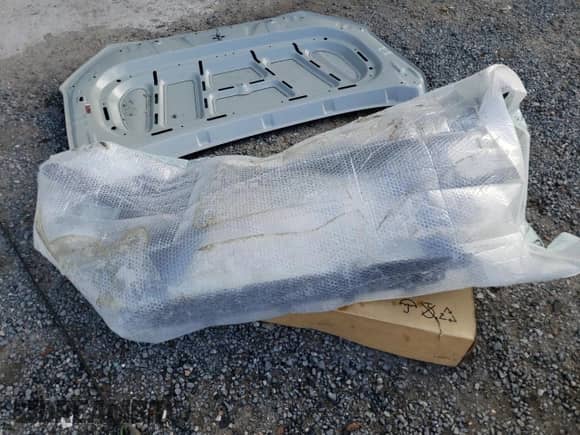 2022 Hyundai Kona Limited z VIN KM8K53A3XNU896971, wystawiony jako Copart lot #41493473 z przebiegiem Nie podano mil oraz . Historia ofert i sprzedaży dostępna na DreamBid. Obrazek 12.