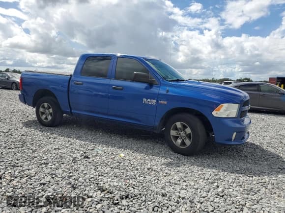 ✅ 2017 Ram 1500 Express • VIN: 3C6RR6KT1HG548658 • Lot: 84929185. Listed on Copart with 132,704 mi. Free auction sales archive from the USA and detailed vehicle history report at DreamBid. Image 4.