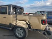 ✅ 2020 Jeep Gladiator Sport S • VIN: 1C6JJTAG0LL162252 • Lot: 43245526. Wystawiony na IAAI z przebiegiem 117 479 mil. Bezpłatny archiwum sprzedaży aukcyjnych z USA i szczegółowy raport historii pojazdu na DreamBid. Zdjęcie 6.