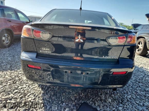 ✅ 2010 Mitsubishi Lancer ES • VIN: JA32U2FU5AU022975 • Lot: 90925915. Listed on Copart with 114,064 mi. Free auction sales archive from the USA and detailed vehicle history report at DreamBid. Image 6.