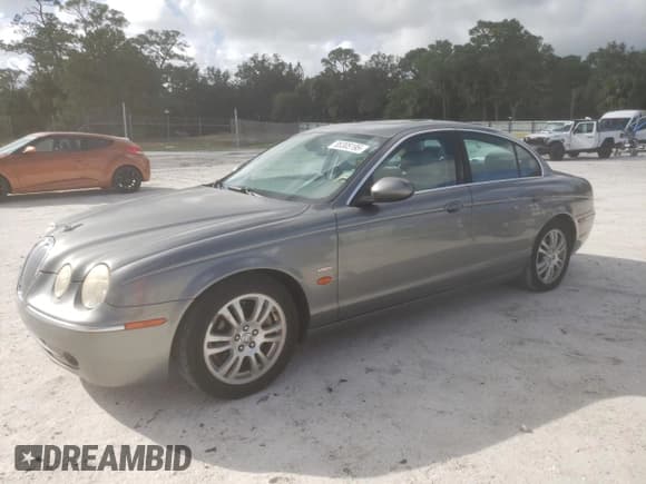 ✅ 2005 Jaguar S-Type • VIN: SAJWA01T85FN20632 • Lot: 85305195. Listed on Copart with 93,825 mi. Free auction sales archive from the USA and detailed vehicle history report at DreamBid. Image 1.