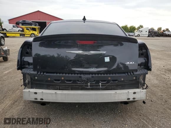 ✅ 2017 Chrysler 300 S Alloy Edition • VIN: 2C3CCABGXHH631466 • Lot: 66700495. Listed on Copart with 112,263 mi. Free auction sales archive from the USA and detailed vehicle history report at DreamBid. Image 6.