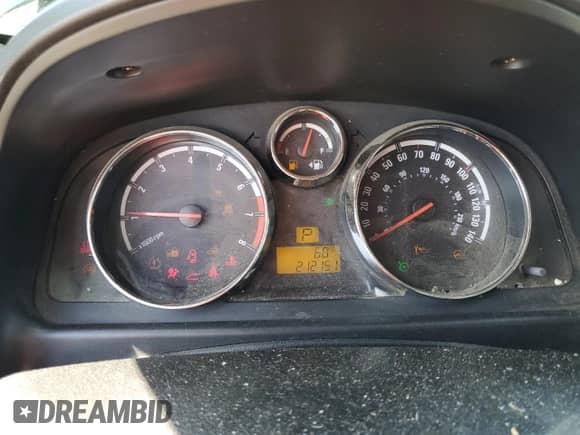 2008 Saturn VUE XE z VIN 3GSCL33P28S593822, wystawiony jako Copart lot #46295285 z przebiegiem 212 151 mil mil oraz Szkoda całkowita • Salvage title. Historia ofert i sprzedaży dostępna na DreamBid. Obrazek 9.