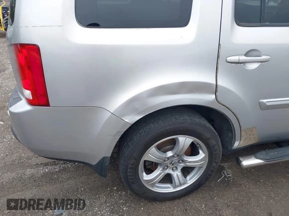 ✅ 2012 Honda Pilot EX • VIN: 5FNYF3H43CB043960 • Lot: 43572064. Listed on IAAI with 315,863 mi. Free auction sales archive from the USA and detailed vehicle history report at DreamBid. Image 6.