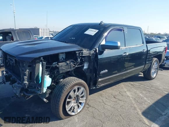 ✅ 2016 Chevrolet Silverado 1500 High Country • VIN: 3GCUKTEJ0GG133927 • Lot: 43484680. Wystawiony na IAAI z przebiegiem 101 374 mil. Bezpłatny archiwum sprzedaży aukcyjnych z USA i szczegółowy raport historii pojazdu na DreamBid. Zdjęcie 19.