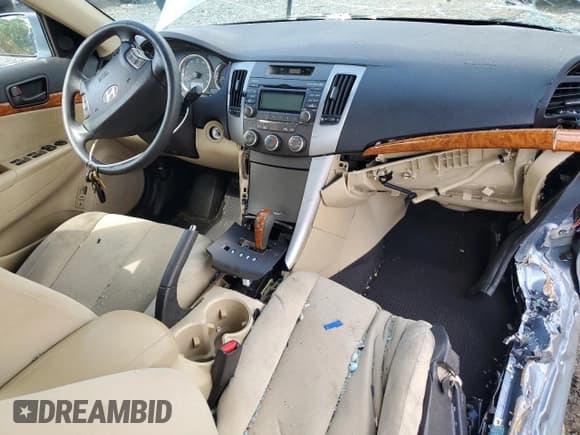 ✅ 2009 Hyundai Sonata GLS • VIN: 5NPET46C79H507676 • Лот: 67781624. Опубликован ранее на Copart с пробегом 96 794 миль. Бесплатный доступ к архиву аукционных продаж из США и подробный отчёт об истории автомобиля на DreamBid. Изображение 8.