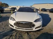 ✅ 2016 Tesla Model S 90D • VIN: 5YJSA1E23GF123258 • Lot: 90844485. Wystawiony na Copart z przebiegiem 84 294 mil. Bezpłatny archiwum sprzedaży aukcyjnych z USA i szczegółowy raport historii pojazdu na DreamBid. Zdjęcie 5.