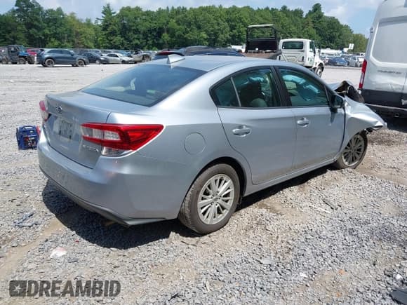 ✅ 2018 Subaru Impreza Premium • VIN: 4S3GKAB6XJ3600346 • Lot: 42971470. Listed on IAAI with 56,291 mi. Free auction sales archive from the USA and detailed vehicle history report at DreamBid. Image 4.