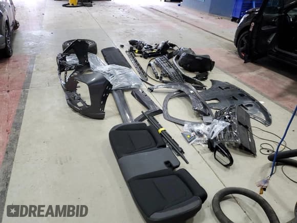 ✅ 2024 Hyundai Tucson N Line • VIN: KM8JFCD1XRU146530 • Lot: 76381454. Wystawiony na Copart z przebiegiem 6 924 mil. Bezpłatny archiwum sprzedaży aukcyjnych z USA i szczegółowy raport historii pojazdu na DreamBid. Zdjęcie 13.