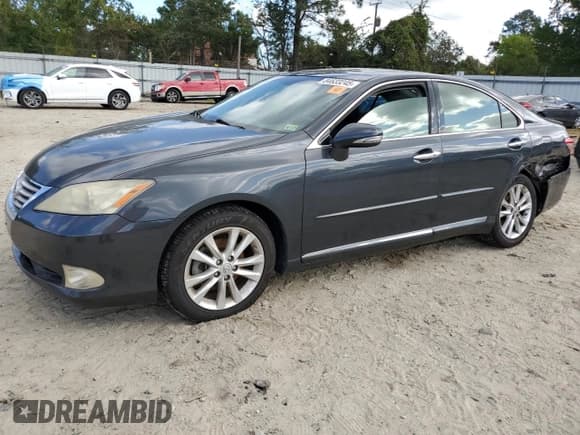 ✅ 2010 Lexus ES 330 • VIN: JTHBK1EG7A2375791 • Лот: 84633245. Опубликован ранее на Copart с пробегом 168 852 миль. Бесплатный доступ к архиву аукционных продаж из США и подробный отчёт об истории автомобиля на DreamBid. Изображение 1.