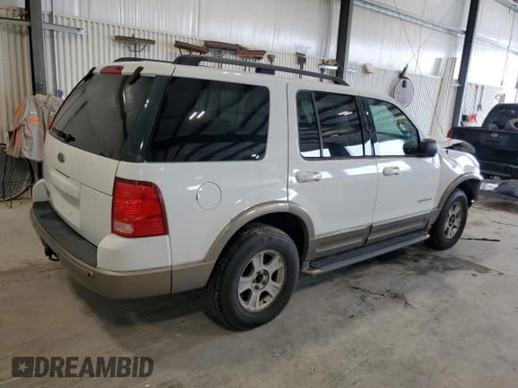✅ 2004 Ford Explorer Eddie Bauer • VIN: 1FMZU74K14ZB39180 • Lot: 63325815. Wystawiony na Copart z przebiegiem 131 309 mil. Bezpłatny archiwum sprzedaży aukcyjnych z USA i szczegółowy raport historii pojazdu na DreamBid. Zdjęcie 3.
