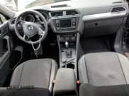 ✅ 2019 Volkswagen Tiguan S • VIN: 3VV0B7AX5KM139766 • Lot: 86591995. Wystawiony na Copart z przebiegiem 74 608 mil. Bezpłatny archiwum sprzedaży aukcyjnych z USA i szczegółowy raport historii pojazdu na DreamBid. Zdjęcie 8.