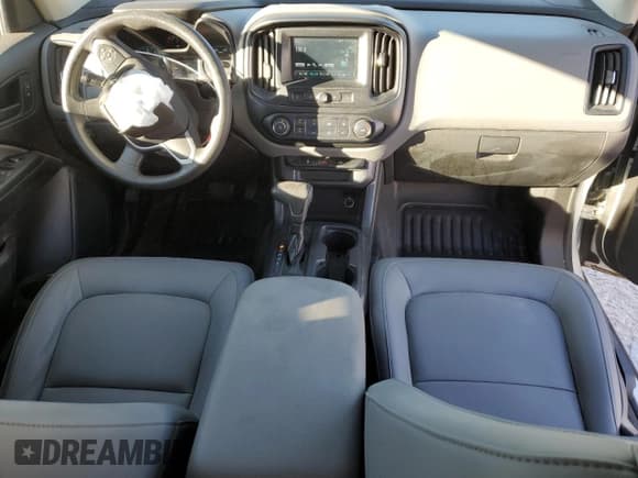 ✅ 2018 Chevrolet Colorado 2WD Work Truck • VIN: 1GCHSBEA3J1250984 • Лот: 75919864. Опубликован ранее на Copart с пробегом 65 493 миль. Бесплатный доступ к архиву аукционных продаж из США и подробный отчёт об истории автомобиля на DreamBid. Изображение 8.