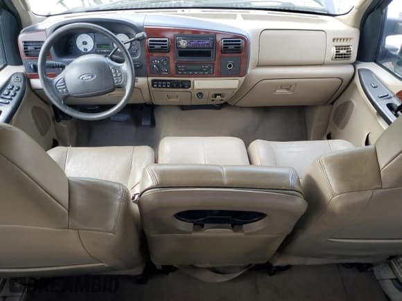 ✅ 2005 Ford F-350 XL • VIN: 1FTWW31P95EB23280 • Lot: 50005925. Listed on Copart with 198,416 mi. Free auction sales archive from the USA and detailed vehicle history report at DreamBid. Image 8.