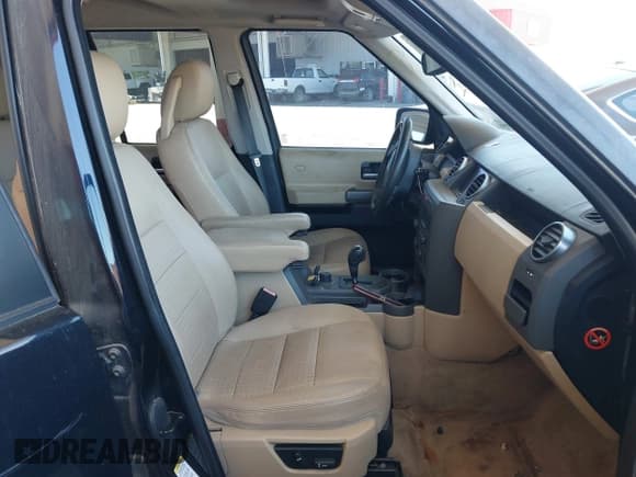 ✅ 2006 Land Rover LR3 HSE • VIN: SALAG25456A371156 • Лот: 42353635. Опубликован ранее на IAAI с пробегом 122 974 миль. Бесплатный доступ к архиву аукционных продаж из США и подробный отчёт об истории автомобиля на DreamBid. Изображение 5.