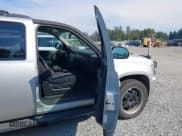 ✅ 2011 Chevrolet Tahoe LS • VIN: 1GNSKAE05BR209872 • Lot: 43087662. Wystawiony na IAAI z przebiegiem 144 777 mil. Bezpłatny archiwum sprzedaży aukcyjnych z USA i szczegółowy raport historii pojazdu na DreamBid. Zdjęcie 5.