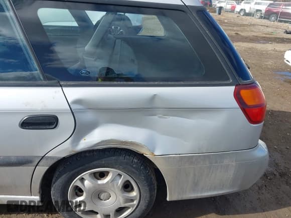 ✅ 2002 Subaru Legacy L • VIN: 4S3BH635827304554 • Lot: 41692147. Listed on IAAI with 193,121 mi. Free auction sales archive from the USA and detailed vehicle history report at DreamBid. Image 6.