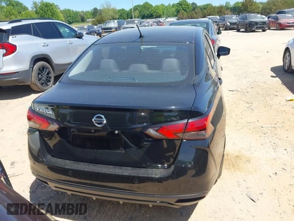 ✅ 2021 Nissan Versa S • VIN: 3N1CN8BV1ML808553 • Lot: 42054407. Wystawiony na IAAI z przebiegiem 52 000 mil. Bezpłatny archiwum sprzedaży aukcyjnych z USA i szczegółowy raport historii pojazdu na DreamBid. Zdjęcie 17.