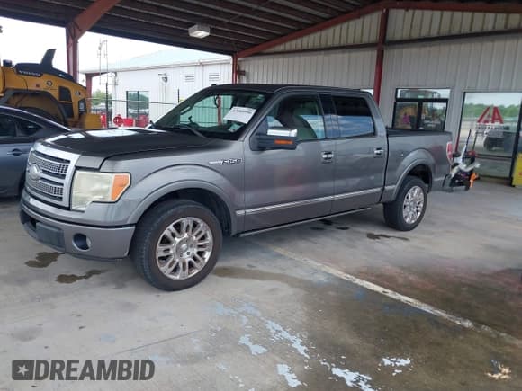 ✅ 2009 Ford F-150 XL • VIN: 1FTPW12V49FB40056 • Lot: 42880990. Wystawiony na IAAI z przebiegiem 189 913 mil. Bezpłatny archiwum sprzedaży aukcyjnych z USA i szczegółowy raport historii pojazdu na DreamBid. Zdjęcie 9.