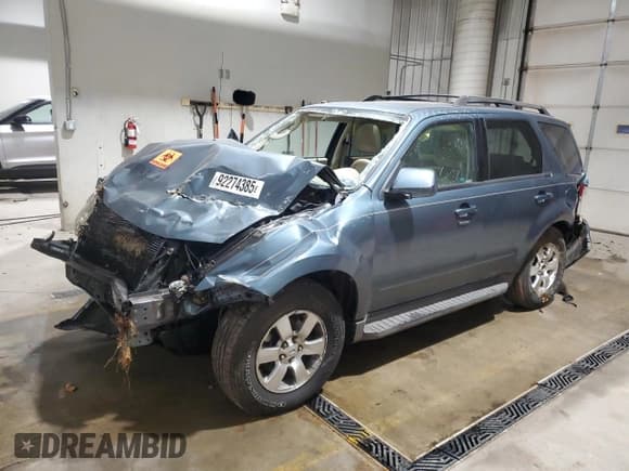 ✅ 2010 Ford Escape Limited • VIN: 1FMCU9EG7AKB31522 • Lot: 92274385. Wystawiony na Copart z przebiegiem Nie podano. Bezpłatny archiwum sprzedaży aukcyjnych z USA i szczegółowy raport historii pojazdu na DreamBid. Zdjęcie 1.
