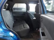 ✅ 2012 Ford Escape XLT • VIN: 1FMCU9DG3CKB69110 • Lot: 42567037. Wystawiony na IAAI z przebiegiem 144 145 mil. Bezpłatny archiwum sprzedaży aukcyjnych z USA i szczegółowy raport historii pojazdu na DreamBid. Zdjęcie 8.