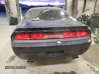 ✅ 2012 Dodge Challenger R/T Plus • VIN: 2C3CDYBT8CH174958 • Lot: 84195084. Wystawiony na Copart z przebiegiem 78 410 mil. Bezpłatny archiwum sprzedaży aukcyjnych z USA i szczegółowy raport historii pojazdu na DreamBid. Zdjęcie 6.