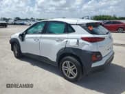 ✅ 2021 Hyundai Kona SE • VIN: KM8K1CAAXMU641911 • Лот: 65593955. Опубликован ранее на Copart с пробегом 82 965 миль. Бесплатный доступ к архиву аукционных продаж из США и подробный отчёт об истории автомобиля на DreamBid. Изображение 2.
