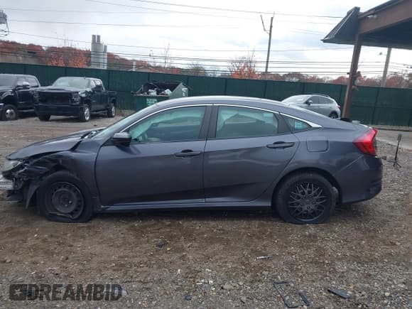✅ 2016 Honda Civic LX • VIN: 2HGFC2F51GH528296 • Лот: 43638696. Опубликован ранее на IAAI с пробегом 220 277 миль. Бесплатный доступ к архиву аукционных продаж из США и подробный отчёт об истории автомобиля на DreamBid. Изображение 14.