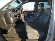 ✅ 2019 Chevrolet Silverado 2500HD Work Truck • VIN: 1GC1KREY3KF189017 • Лот: 87755155. Опубликован ранее на Copart с пробегом 121 864 миль. Бесплатный доступ к архиву аукционных продаж из США и подробный отчёт об истории автомобиля на DreamBid. Изображение 7.