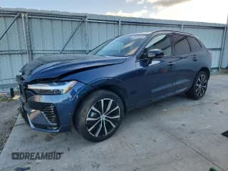 ✅ 2024 Volvo XC60 Plus Dark Theme • VIN: YV4L12RL5R1822638 • Лот: 82151355. Опубликован ранее на Copart с пробегом 60 393 миль. Бесплатный доступ к архиву аукционных продаж из США и подробный отчёт об истории автомобиля на DreamBid. Изображение 1.