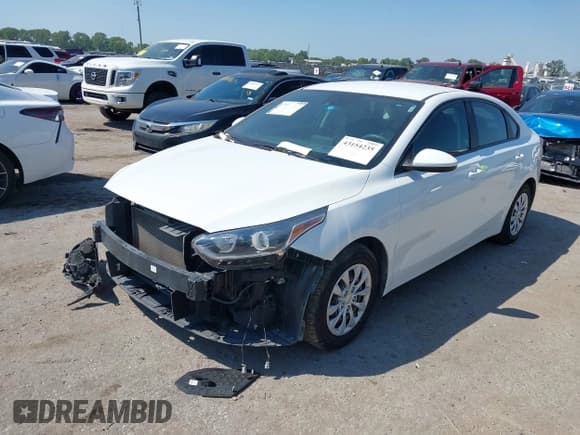 ✅ 2021 Kia Forte LXS • VIN: 3KPF24AD7ME276850 • Lot: 43154235. Wystawiony na IAAI z przebiegiem 95 498 mil. Bezpłatny archiwum sprzedaży aukcyjnych z USA i szczegółowy raport historii pojazdu na DreamBid. Zdjęcie 2.