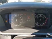 ✅ 2018 Land Rover Discovery HSE • VIN: SALRR2RK8JA049688 • Lot: 85099795. Wystawiony na Copart z przebiegiem 130 254 mil. Bezpłatny archiwum sprzedaży aukcyjnych z USA i szczegółowy raport historii pojazdu na DreamBid. Zdjęcie 9.