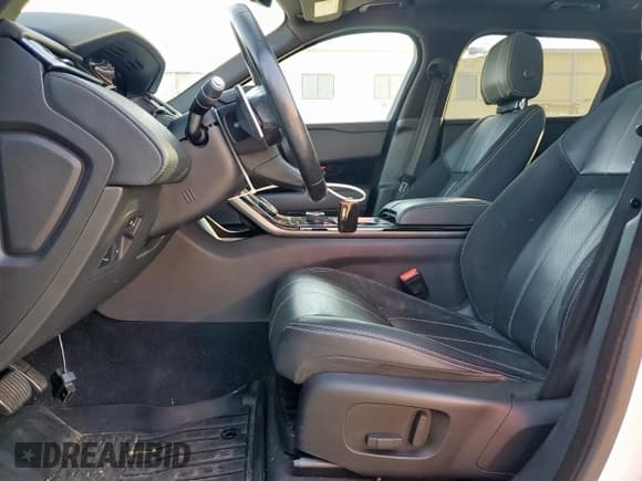 ✅ 2018 Land Rover Range Rover Velar R-Dynamic SE • VIN: SALYL2RX3JA760949 • Lot: 86478285. Listed on Copart with 80,958 mi. Free auction sales archive from the USA and detailed vehicle history report at DreamBid. Image 7.