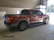 ✅ 2017 Nissan Titan S • VIN: 1N6AA1E64HN500128 • Лот: 82186495. Опубликован ранее на Copart с пробегом 95 922 миль. Бесплатный доступ к архиву аукционных продаж из США и подробный отчёт об истории автомобиля на DreamBid. Изображение 3.