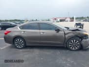 ✅ 2016 Nissan Altima SL • VIN: 1N4AL3AP4GC110721 • Лот: 42732587. Опубликован ранее на IAAI с пробегом 111 064 миль. Бесплатный доступ к архиву аукционных продаж из США и подробный отчёт об истории автомобиля на DreamBid. Изображение 13.