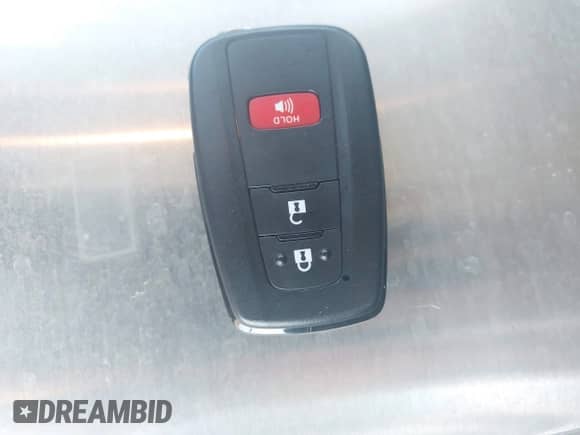 2021 Toyota Prius LE z VIN JTDL9MFU8M3028928, wystawiony jako IAAI lot #43099318 z przebiegiem 72 833 mil mil oraz . Historia ofert i sprzedaży dostępna na DreamBid. Obrazek 11.