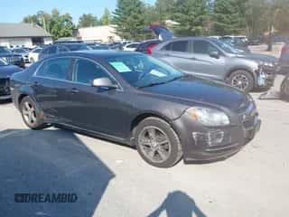 2011 Chevrolet Malibu 1LT z VIN 1G1ZC5E16BF174953, wystawiony jako IAAI lot #43185419 z przebiegiem 172 505 mil mil oraz . Historia ofert i sprzedaży dostępna na DreamBid. Obrazek 1.