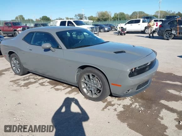 ✅ 2017 Dodge Challenger GT • VIN: 2C3CDZGG1HH543104 • Lot: 43501439. Wystawiony na IAAI z przebiegiem 76 510 mil. Bezpłatny archiwum sprzedaży aukcyjnych z USA i szczegółowy raport historii pojazdu na DreamBid. Zdjęcie 1.