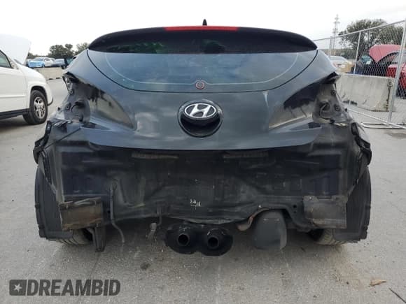 ✅ 2013 Hyundai Veloster Turbo • VIN: KMHTC6AE2DU179539 • Lot: 79493004. Wystawiony na Copart z przebiegiem 279 797 mil. Bezpłatny archiwum sprzedaży aukcyjnych z USA i szczegółowy raport historii pojazdu na DreamBid. Zdjęcie 6.