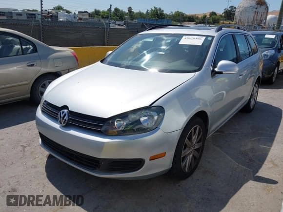 ✅ 2013 Volkswagen Jetta TDI w/Sunroof & Nav • VIN: 3VWPL7AJ0DM627920 • Lot: 42629396. Listed on IAAI with 138,741 mi. Free auction sales archive from the USA and detailed vehicle history report at DreamBid. Image 2.