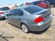 ✅ 2011 BMW 3 Series 335i xDrive • VIN: WBAPL5G57BNN23488 • Lot: 42864665. Wystawiony na IAAI z przebiegiem 101 211 mil. Bezpłatny archiwum sprzedaży aukcyjnych z USA i szczegółowy raport historii pojazdu na DreamBid. Zdjęcie 3.