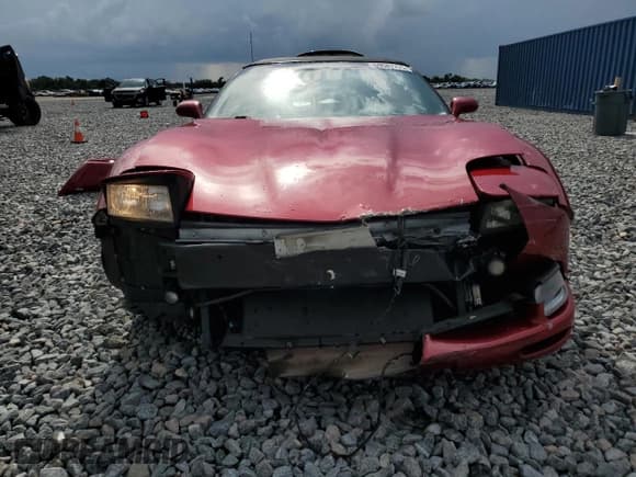 ✅ 2004 Chevrolet Corvette • VIN: 1G1YY32G145111018 • Лот: 69587775. Опубликован ранее на Copart с пробегом 105 180 миль. Бесплатный доступ к архиву аукционных продаж из США и подробный отчёт об истории автомобиля на DreamBid. Изображение 5.
