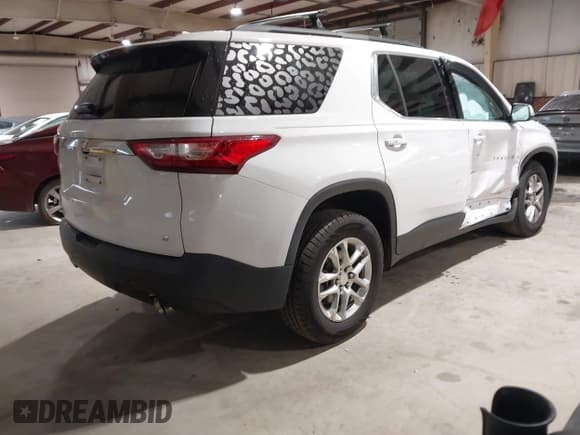 ✅ 2020 Chevrolet Traverse LT Cloth • VIN: 1GNERGKW0LJ132610 • Lot: 41971611. Listed on IAAI with 80,706 mi. Free auction sales archive from the USA and detailed vehicle history report at DreamBid. Image 4.